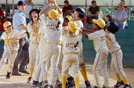 Timmy Deters and Sammi Kane Kraft in Bad News Bears (2005)