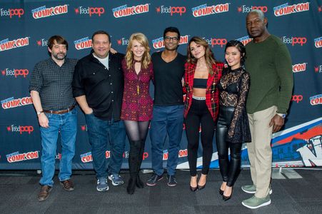 Dennis Haysbert, Kathryn Morris, Sendhil Ramamurthy, Tom Szentgyorgyi, Sarah Shahi, Mickey Fisher, and Jessica Lu