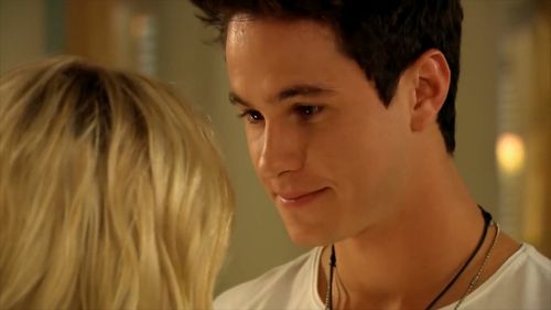 Michael Ronda and Valentina Zenere in Soy Luna (2016)