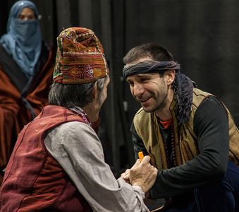 Daniel Ortiz as Miguel de Cervantes in the spanish play Escrito en las estrellas