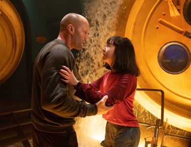 Jason Statham and Shuya Sophia Cai in Meg 2: The Trench (2023)