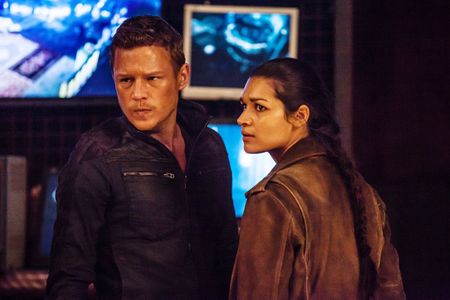 Christopher Egan and Kim Engelbrecht in Dominion (2014)