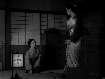 Kyôko Kagawa and Yôko Minamida in A Story from Chikamatsu (1954)