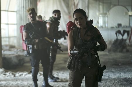 Ana de la Reguera, Omari Hardwick, and Raúl Castillo in Army of the Dead (2021)