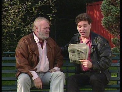 Huib Broos and Alex Dundas in We zijn weer thuis (1989)