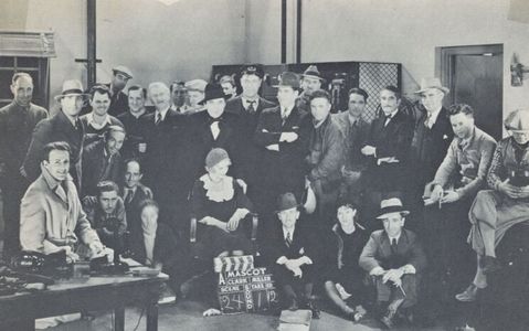 Bela Lugosi, Yakima Canutt, Tom London, Colbert Clark, Ethel Clayton, Roy D'Arcy, Karl Dane, Gordon De Main, Wyndham Git