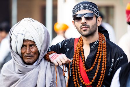 Kartik Aaryan in Bhool Bhulaiyaa 2 (2022)