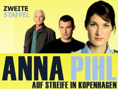 Claes Bang, Charlotte Munck, and Kurt Ravn in Anna Pihl (2006)