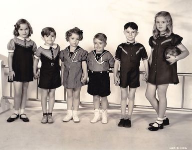 Scotty Beckett, Marianne Edwards, Shirley Jean Rickert, George 'Spanky' McFarland, and Carl 'Alfalfa' Switzer in The Lit