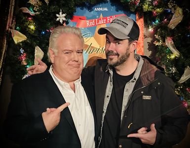 Producer Andrew Gernhard on-set in Connecticut with comedic actor Jim O’Heir for a 2023 Hallmark Christmas movie.