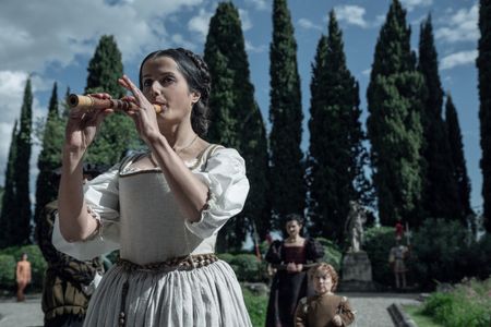 Kiruna Stamell, Ruby Bentall, and Amrita Acharia in The Serpent Queen (2022)