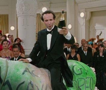 Roberto Benigni in Life Is Beautiful (1997)