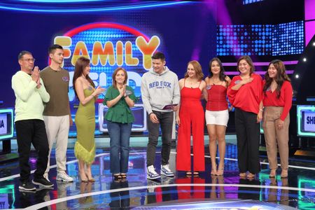 Dingdong Dantes, Tina Paner, Donita Rose, Sheena Lee Palad, Ralph Hernandez, Doy Gomez, Camille Palad, Sheryl Palad, and