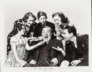 Hugh Herbert, Benny Bartlett, Ruth Donnelly, Joy Hodges, Juanita Quigley, and Eddie Quillan in The Family Next Door (193