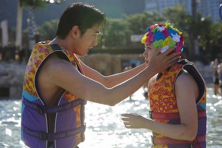 Lee Jin-Wook and Shim Eun-kyung in Miss Granny (2014)