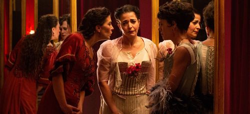 Núria Prims, Nora Navas, and Bruna Cusí in The Barcelona Vampiress (2020)