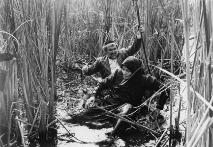 Hédi Temessy and Ferenc Zenthe in The Revolt of Job (1983)