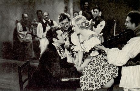 Mártha Eggerth and Hans Jaray in Lover Divine (1933)