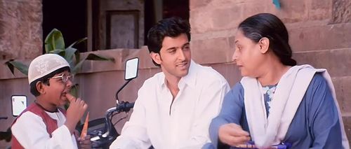 Hrithik Roshan and Jaya Bachchan in Fiza (2000)