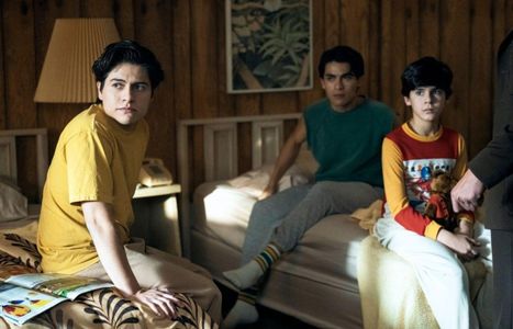 Jose Velazquez, Orlando Pineda, and Martín Fajardo in Griselda (2024)