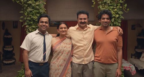 Jameel Khan, Geetanjali Kulkarni, Harsh Mayar, and Vaibhav Raj Gupta in Gullak (2019)