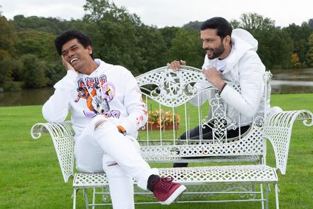 Ankush Chaudhari and Siddarth Jadhav in Lochya Zaala Re (2022)