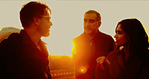 Ajay Devgn, Milan Luthria, and Ileana D'Cruz in Baadshaho (2017)