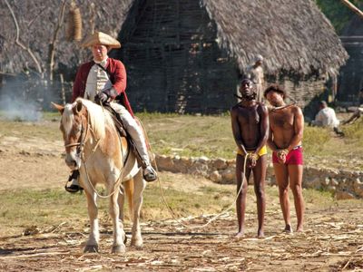 Etienne Chicot, Fabrice Eboué, and Thomas Ngijol in Case départ (2011)