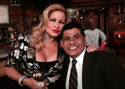 With Jennifer Coolidge on 2 Broke Girls