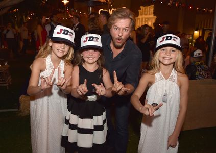 David Spade, Lauren Gobuzzi, Chloe Guidry, and Allison Gobuzzi at an event for Joe Dirt 2: Beautiful Loser (2015)