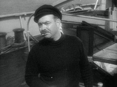 Charles Blavette in Remorques (1941)