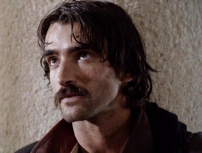 Aitor Luna in Captain Alatriste (2015)