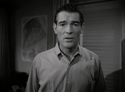 Rory Mallinson in Dark Passage (1947)