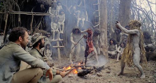 Salvatore Basile and Robert Kerman in Cannibal Holocaust (1980)