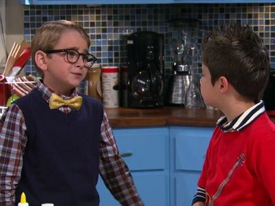 Davis Cleveland and Buddy Keaton in Shake It Up (2010)