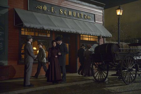 Abigail Spencer and Goran Visnjic in Timeless (2016)