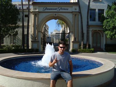 The infamous fountain at Paramount Studios.