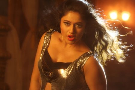 Poonam Bajwa in Aranmanai 2 (2016)