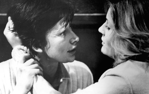 Jadwiga Jankowska-Cieslak and Grazyna Szapolowska in Another Way (1982)