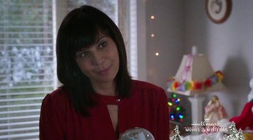 Catherine Bell in Christmas in the Air (2017)