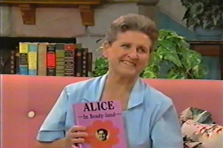 Ann B. Davis in Hi Honey, I'm Home (1991)