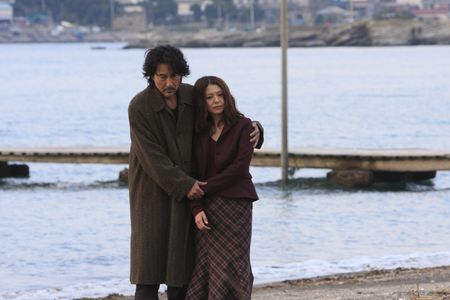 Kyôko Koizumi and Kôji Yakusho in Tokyo Sonata (2008)