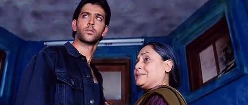 Hrithik Roshan and Jaya Bachchan in Fiza (2000)