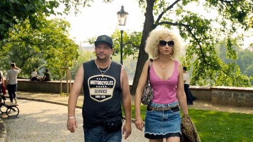 Marek Taclík and Jana Plodková in Sweethearts (2020)