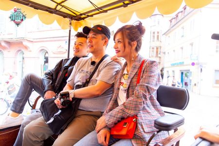 Wei Zhao, Tielin Zhang, and Alec Su in Chinese Restaurant (2017)