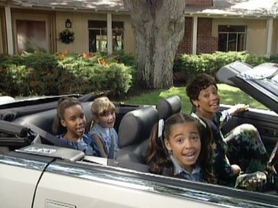 Shira Roth, Stephanie Koyano, and Enjoli Flynn in Kidsongs (1987)