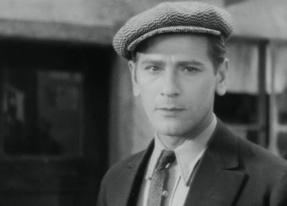 Edvin Adolphson in The Count of the Old Town (1935)