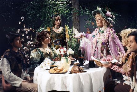 Marek Eben, Zora Jandová, and Ljuba Skorepová in Sestricky ruzí (1980)