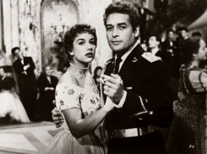 Jorge Mistral and Beatriz Taibo in Amor prohibido (1958)