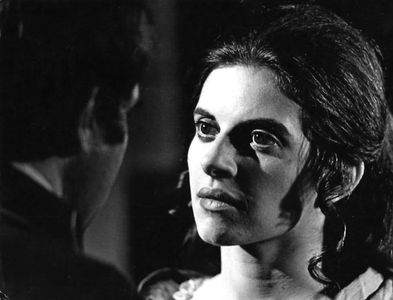 Leonor Benedetto in Bajo el signo de la patria (1971)